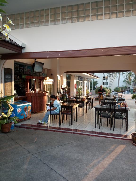 View Talay 1B By Fernando Apartment Pattaya ภายนอก รูปภาพ